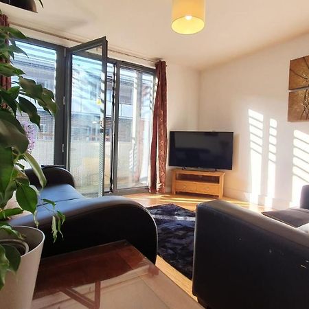 Modern Arcadian Centre Apartment 2 Bed / Balcony เบอร์มิงแฮม ภายนอก รูปภาพ