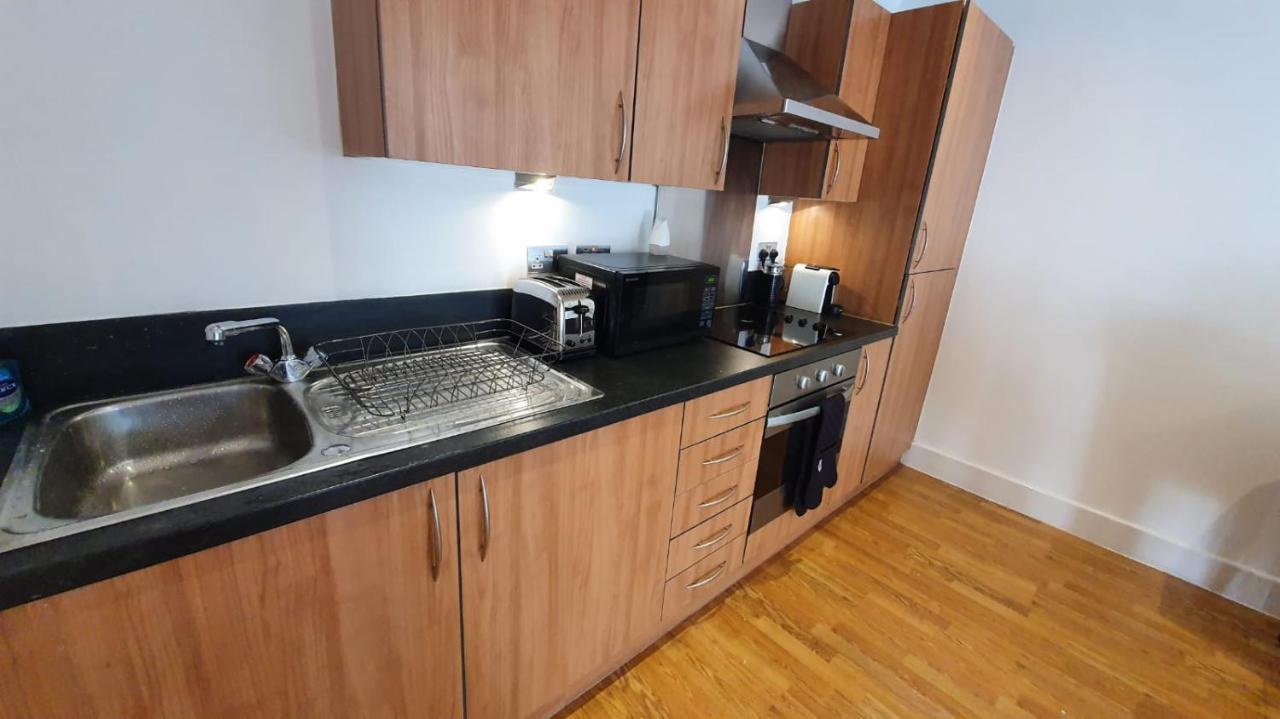 Modern Arcadian Centre Apartment 2 Bed / Balcony เบอร์มิงแฮม ภายนอก รูปภาพ